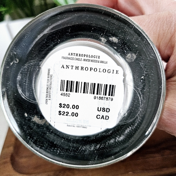 🆕️Anthropologie Scented Mini Candle in Winter Woods & Vanilla - Picture 5 of 7